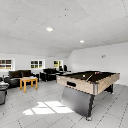 בית נופש 18-person Pool House With Hot Tub, Infrared Sauna And Activity Ulfborg