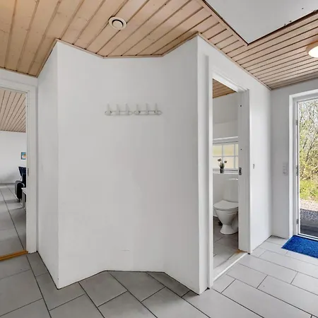 18-person Pool House With Hot Tub, Infrared Sauna And Activity בית נופש