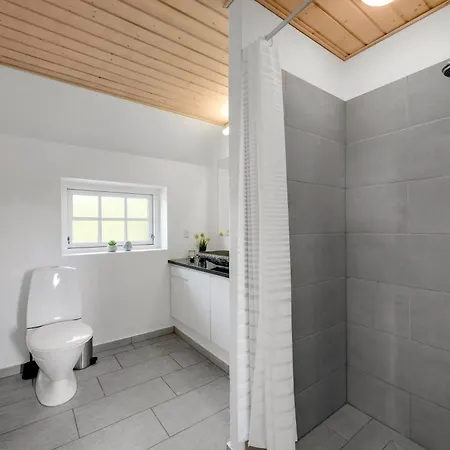 18-person Pool House With Hot Tub, Infrared Sauna And Activity Holiday home